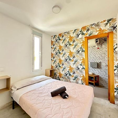 Apartamentos Playa Misericordias Málaga Esterno foto